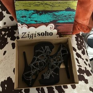 Zigi soho Women’s Black Heels